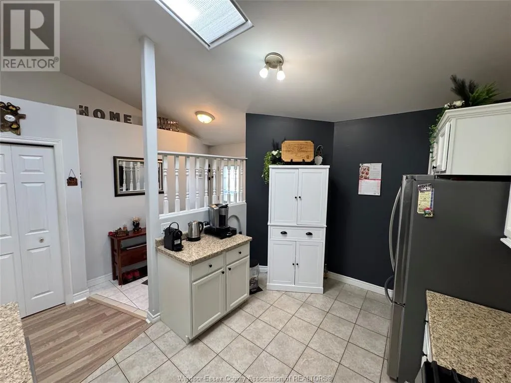3 ASHLEY CRESCENT