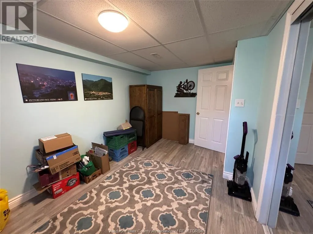 3 ASHLEY CRESCENT