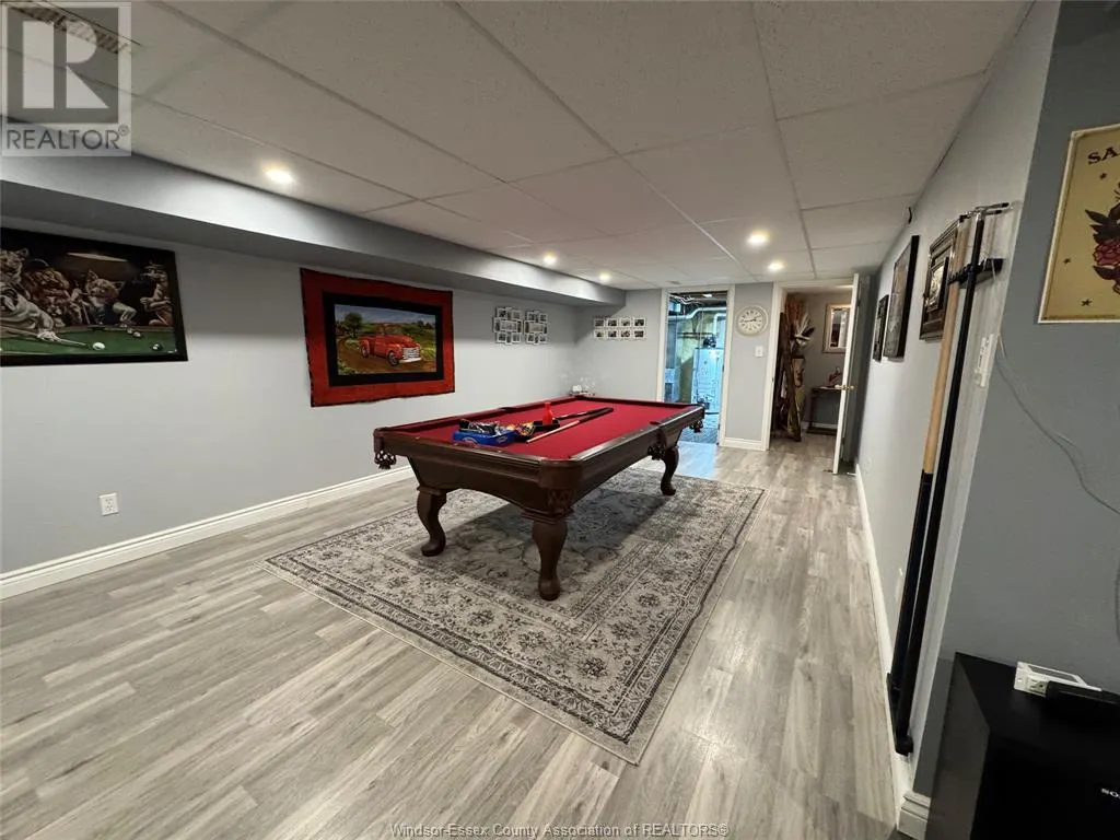 3 ASHLEY CRESCENT