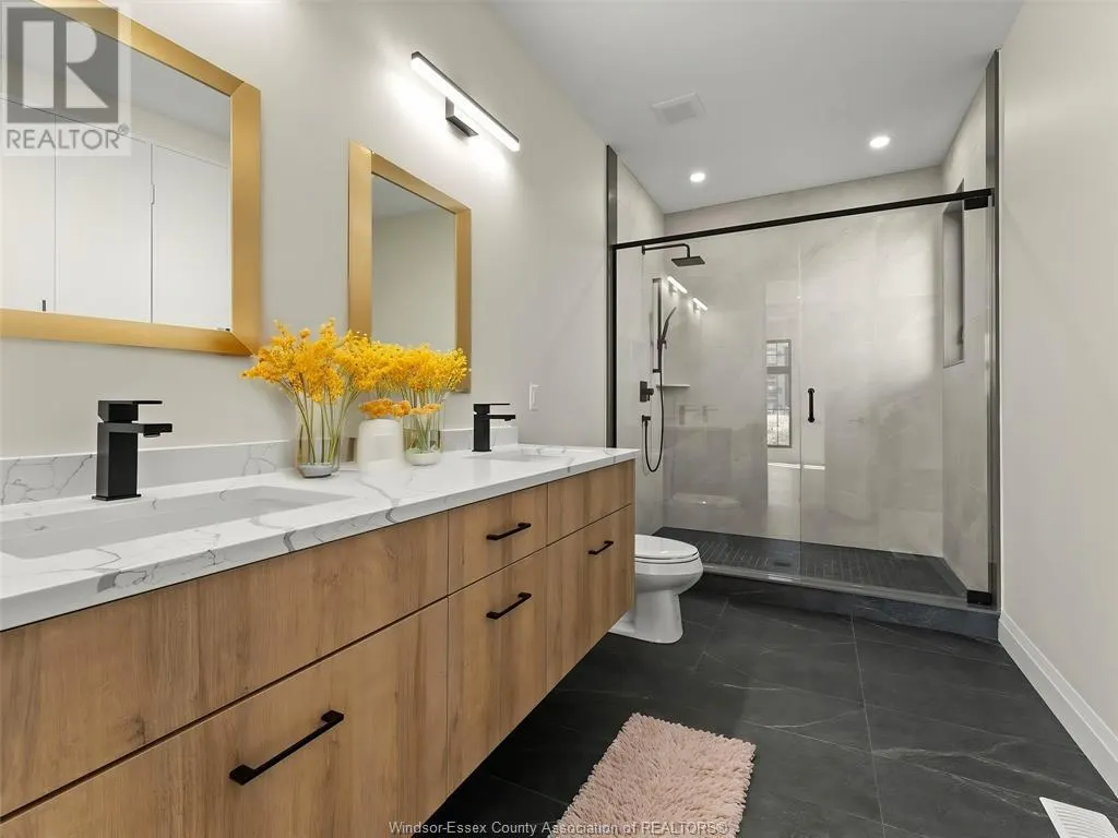 7588 Silverleaf LANE