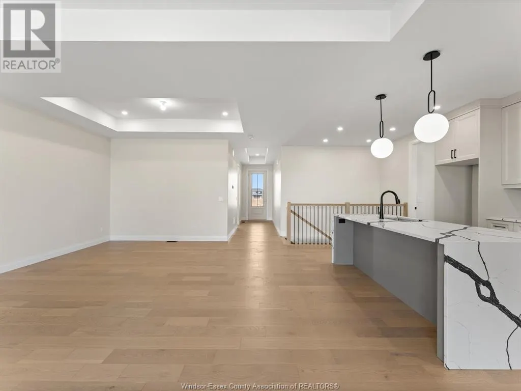 7588 Silverleaf LANE