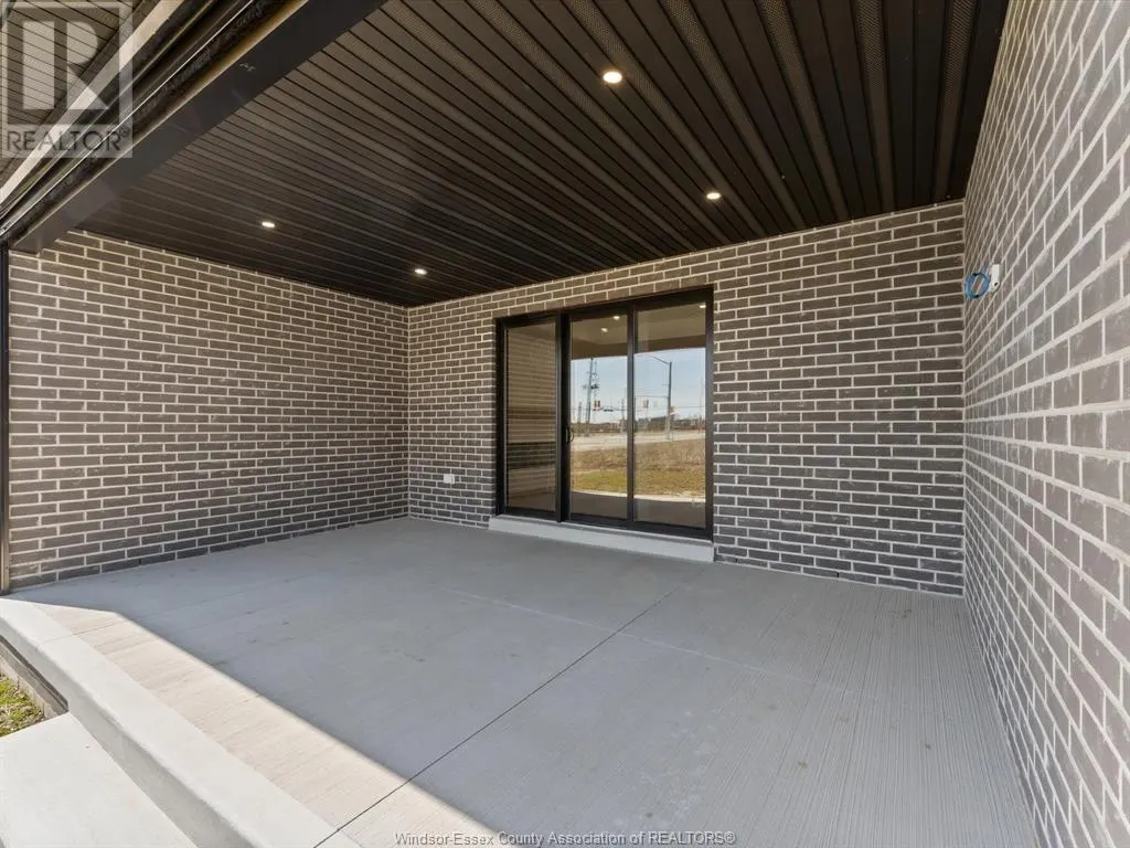 7588 Silverleaf LANE