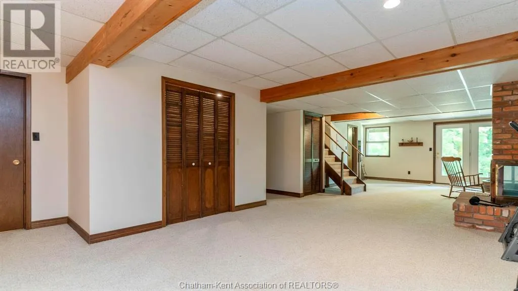 7678 TALBOT TRAIL West