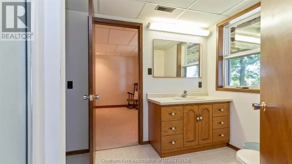 7678 TALBOT TRAIL West