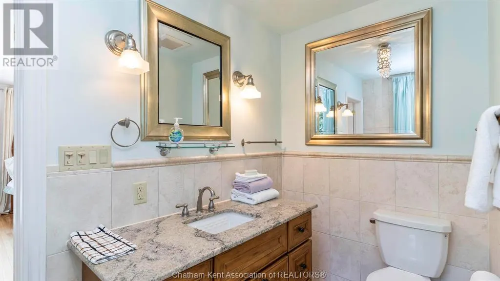 7678 TALBOT TRAIL West