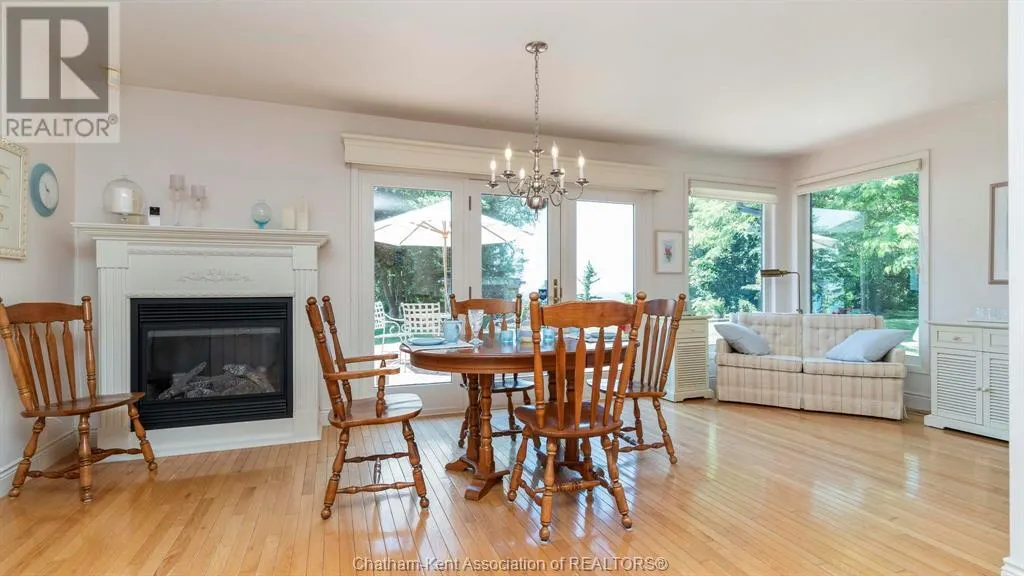 7678 TALBOT TRAIL West