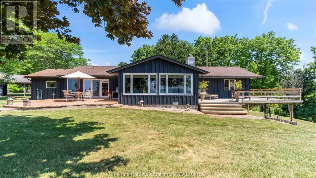 7678 TALBOT TRAIL West