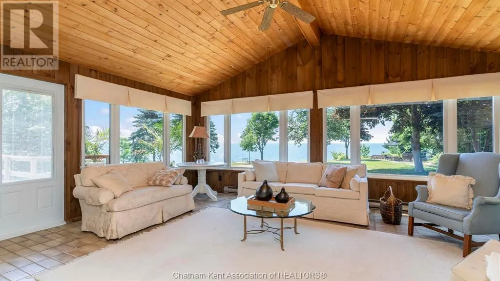 7678 TALBOT TRAIL West