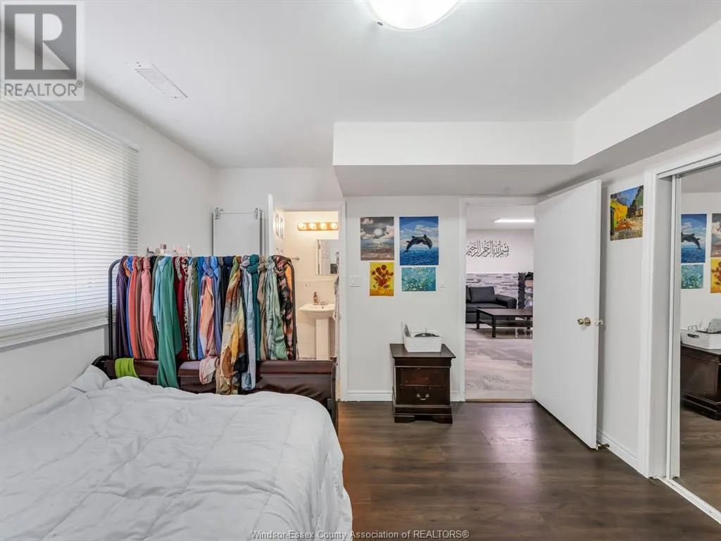 10670 LAMBETH ROAD