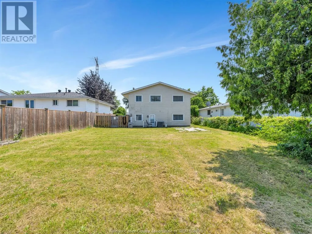 10670 LAMBETH ROAD