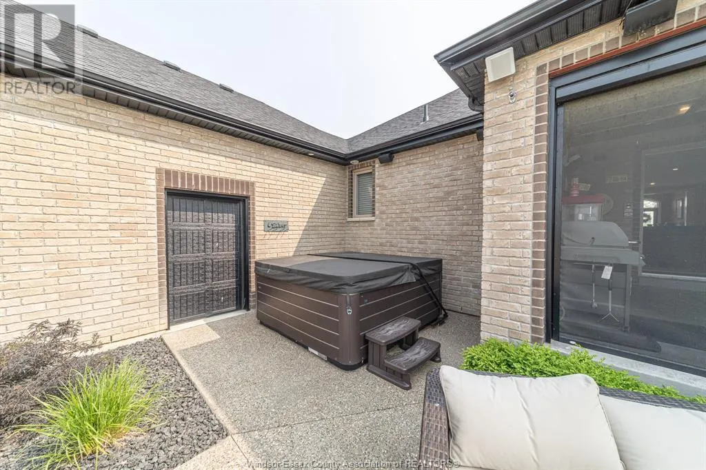 3000 SOUTH TALBOT