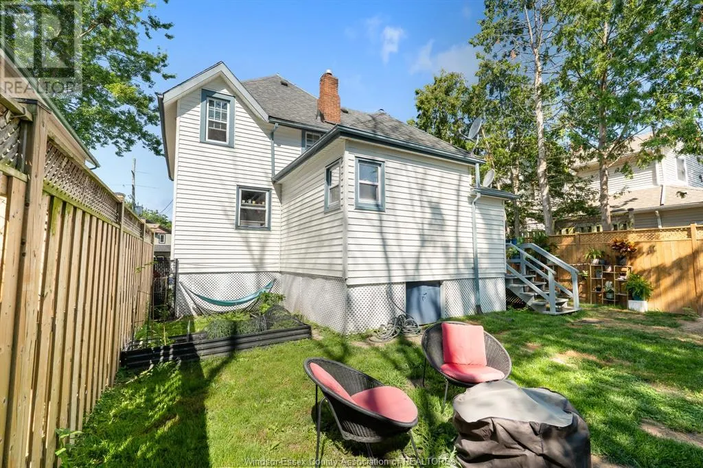 31 Adelaide STREET North