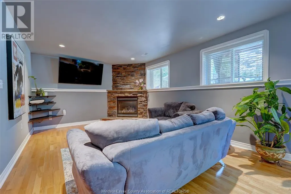 12470 LITTLE RIVER