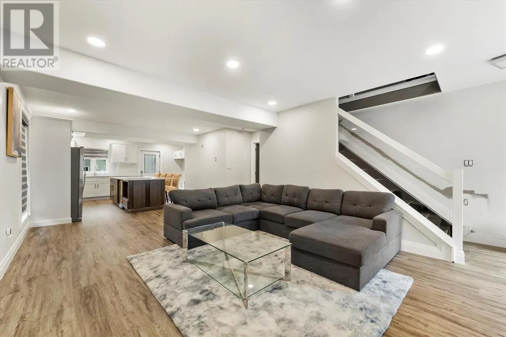 1530 SPRUCEWOOD