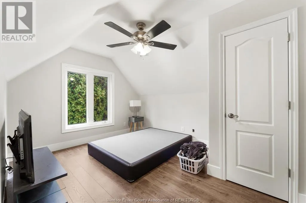 1530 SPRUCEWOOD