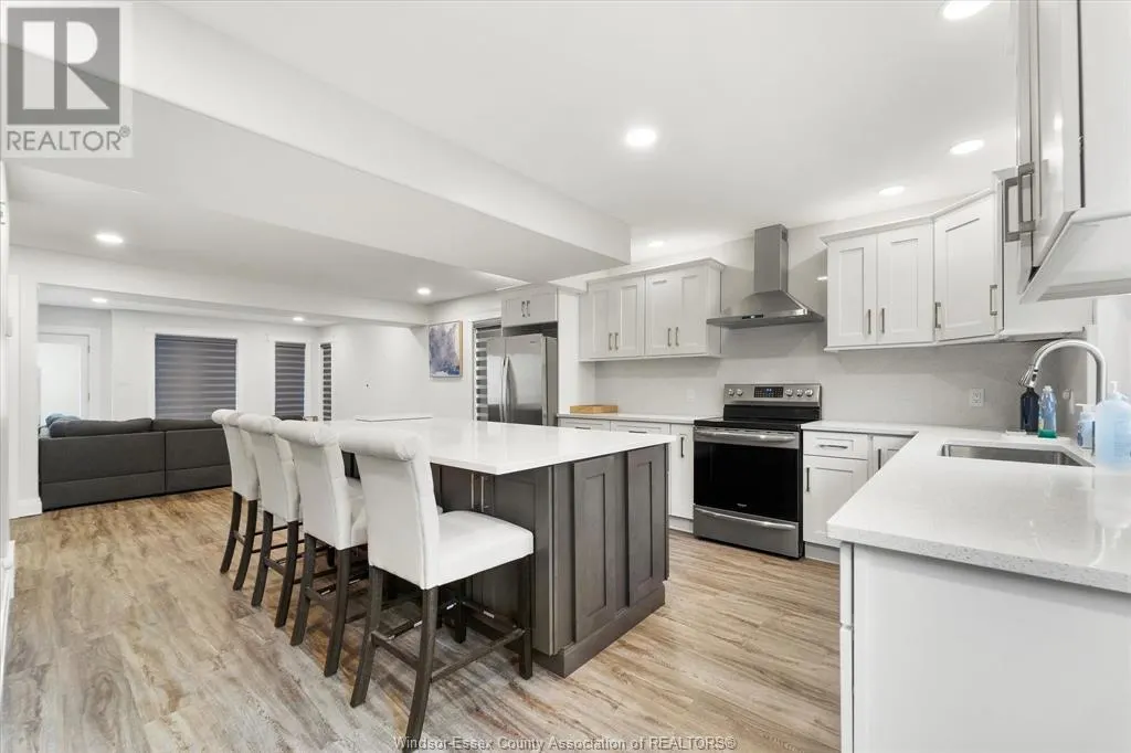 1530 SPRUCEWOOD