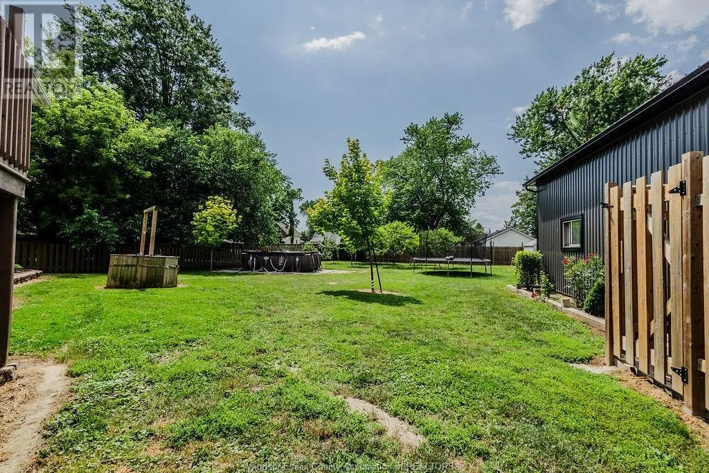 60 LITTLE STREET North