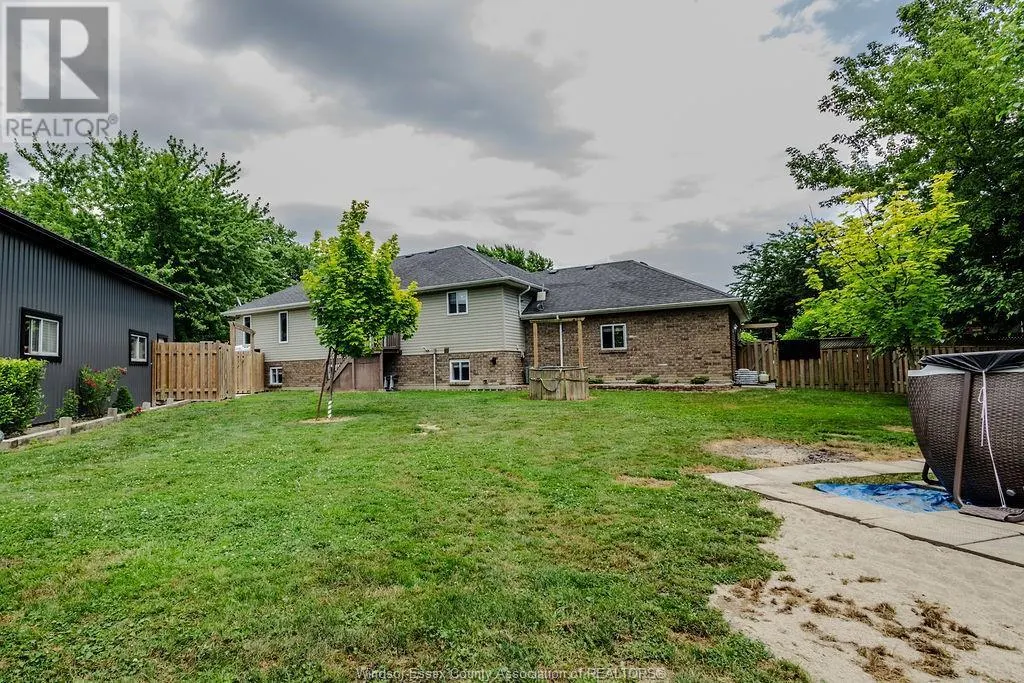 60 LITTLE STREET North