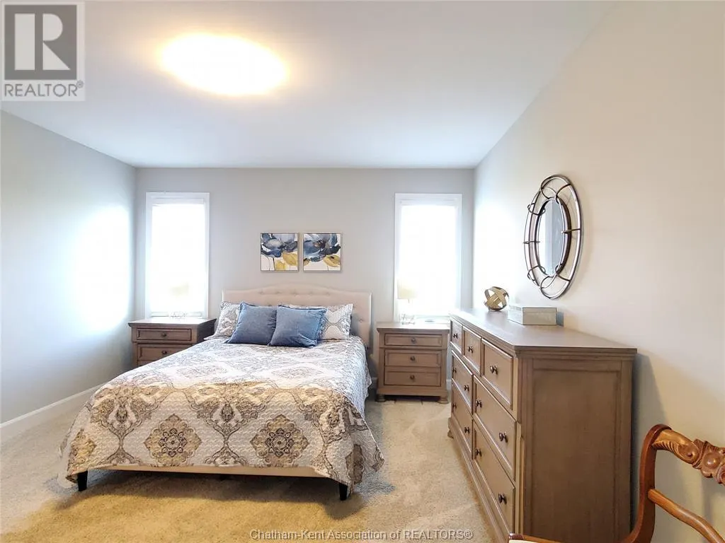256 Moonstone CRESCENT