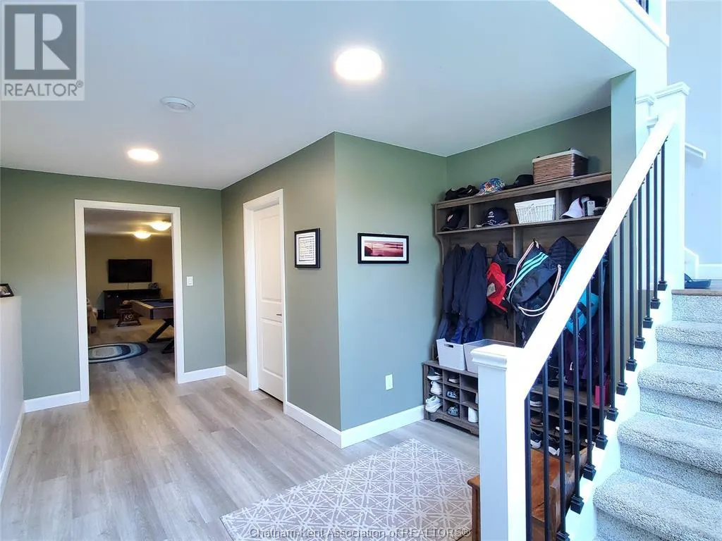 256 Moonstone CRESCENT