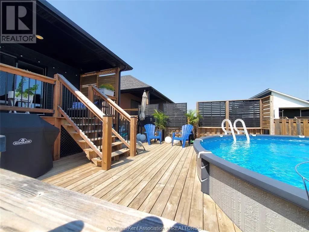 256 Moonstone CRESCENT