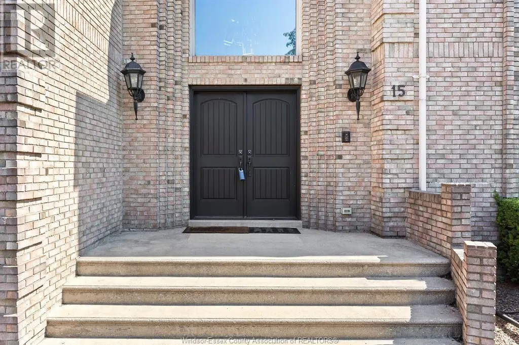 15 Fasan CRESCENT