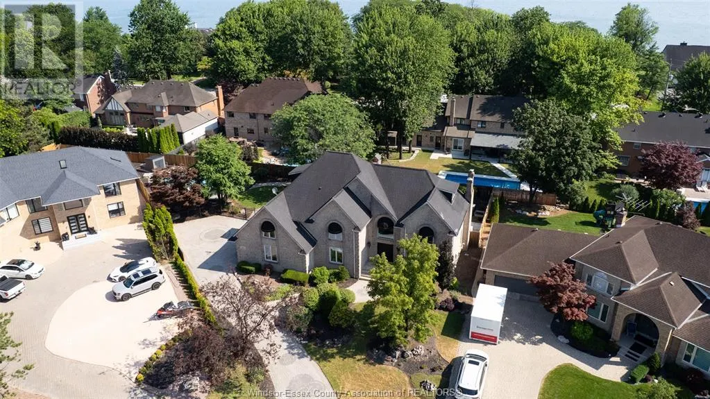 15 Fasan CRESCENT