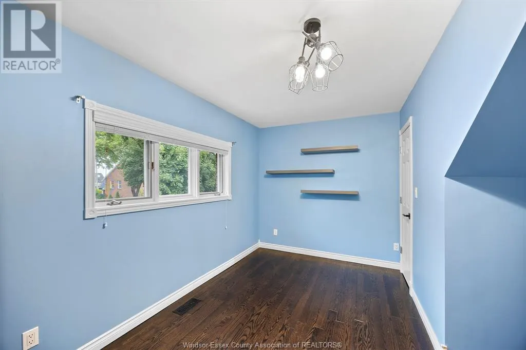 15 Fasan CRESCENT