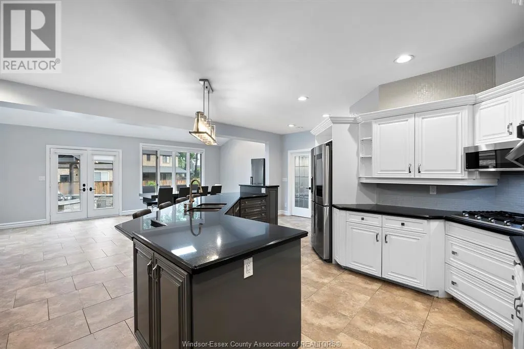 15 Fasan CRESCENT