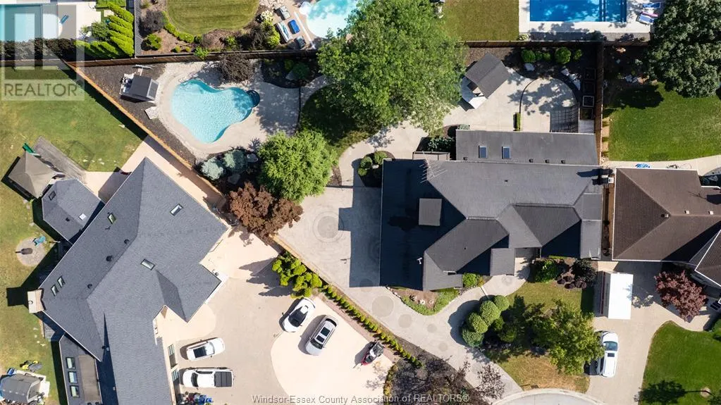 15 Fasan CRESCENT
