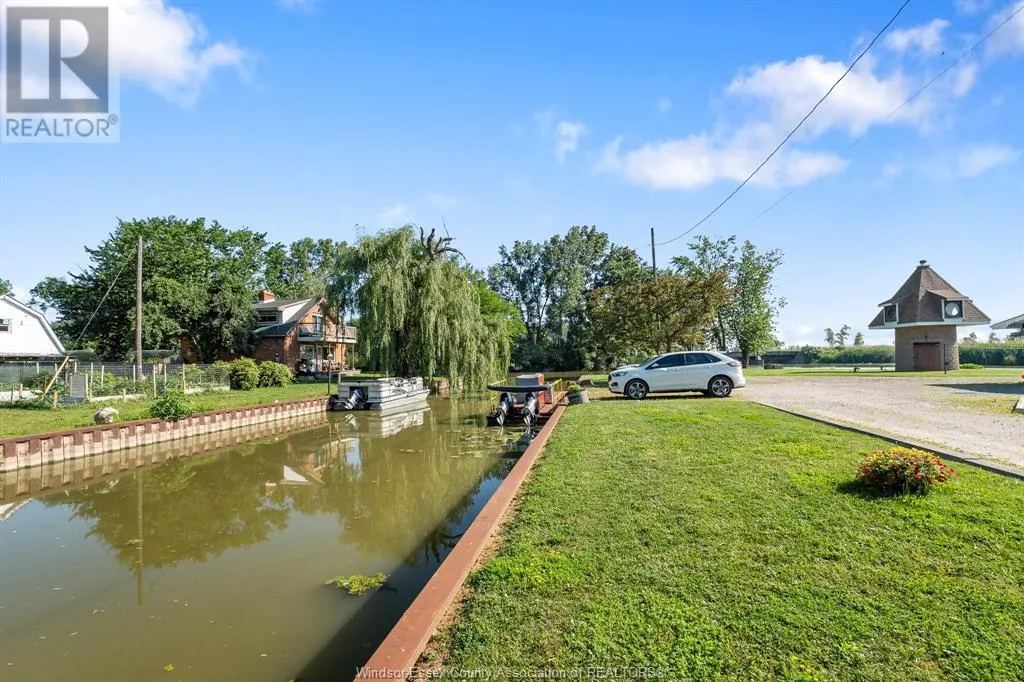 194 RIVERSIDE ROAD