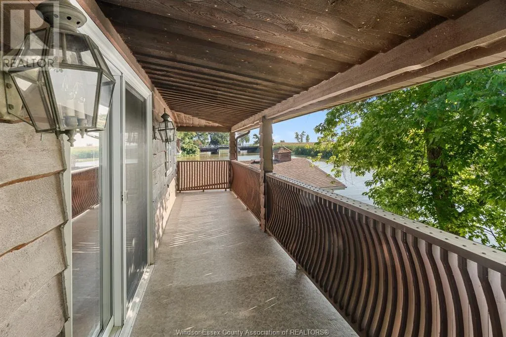 194 RIVERSIDE ROAD