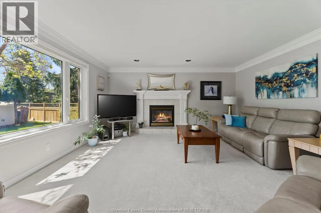 692 GEORGE KENNEDY WAY
