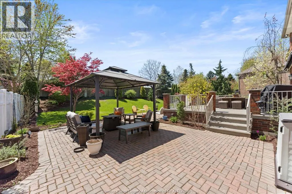 692 GEORGE KENNEDY WAY