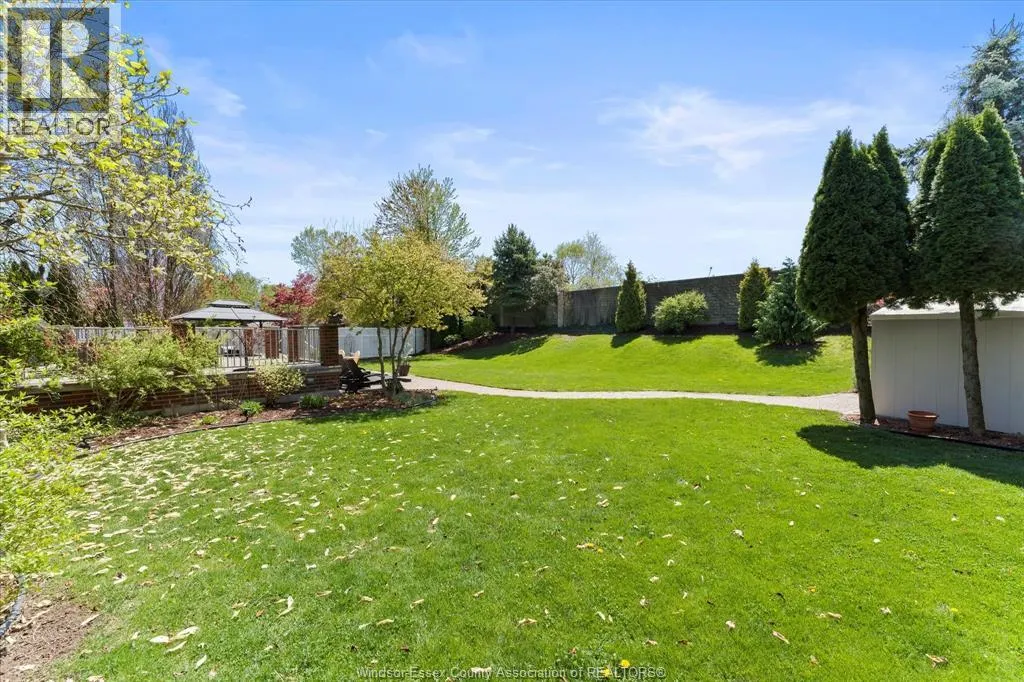 692 GEORGE KENNEDY WAY
