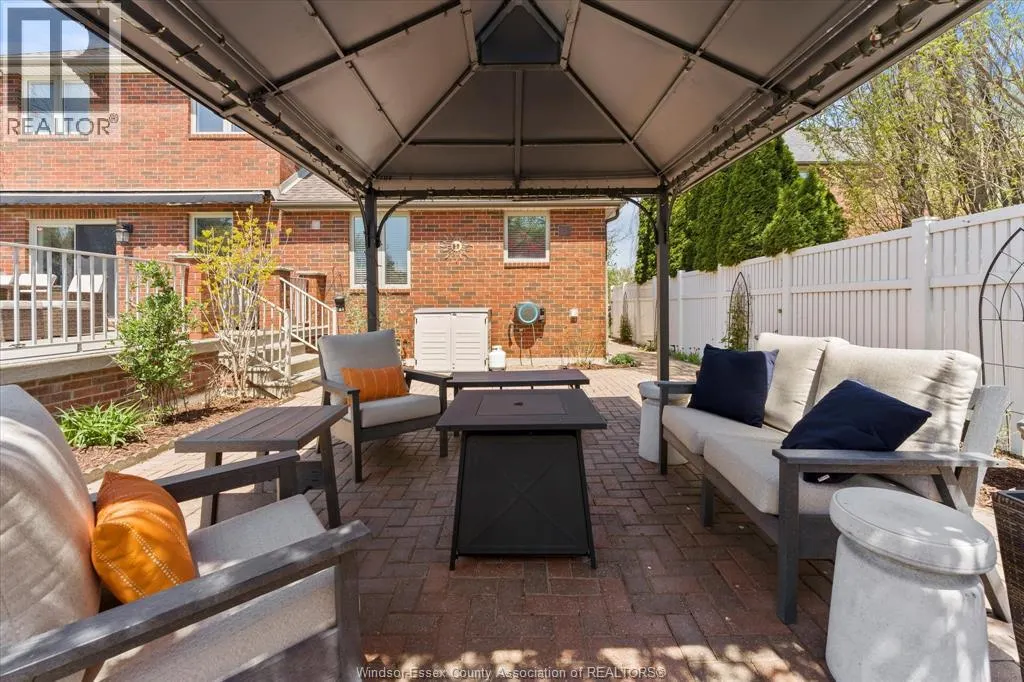 692 GEORGE KENNEDY WAY