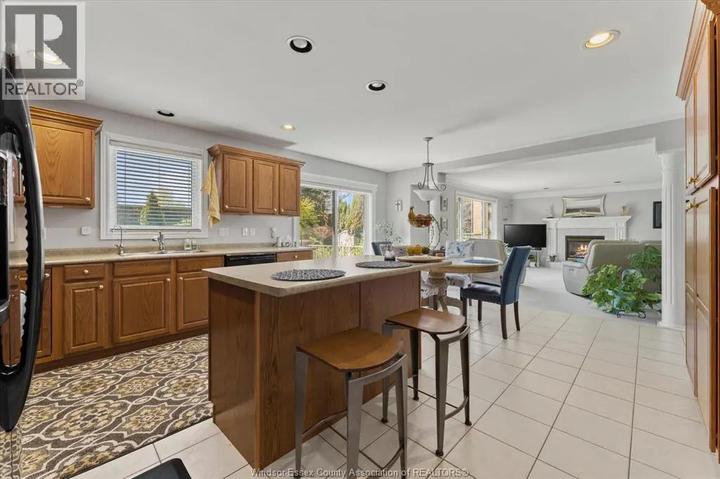 692 GEORGE KENNEDY WAY