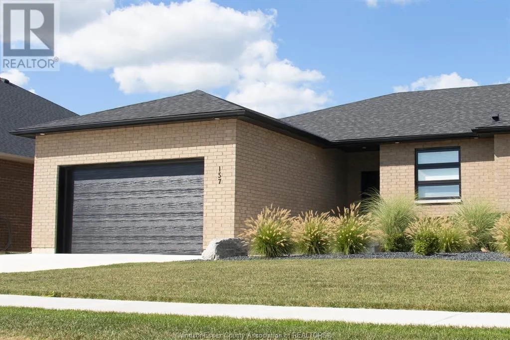 157 BLUE JAY CRESCENT