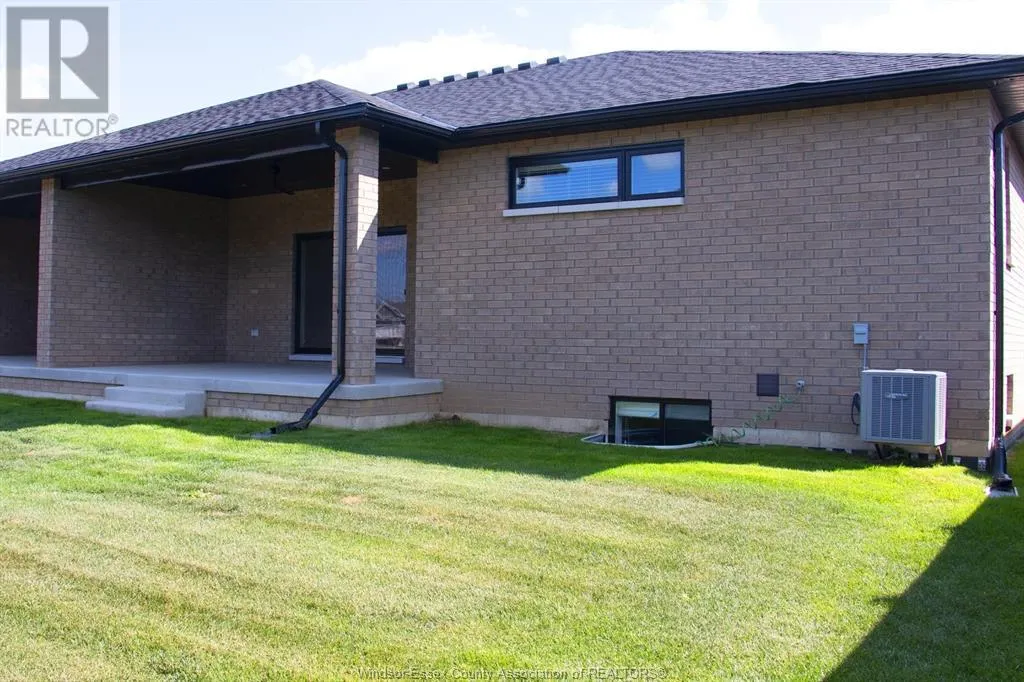 157 BLUE JAY CRESCENT