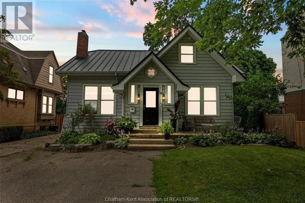 20 VICTORIA AVENUE