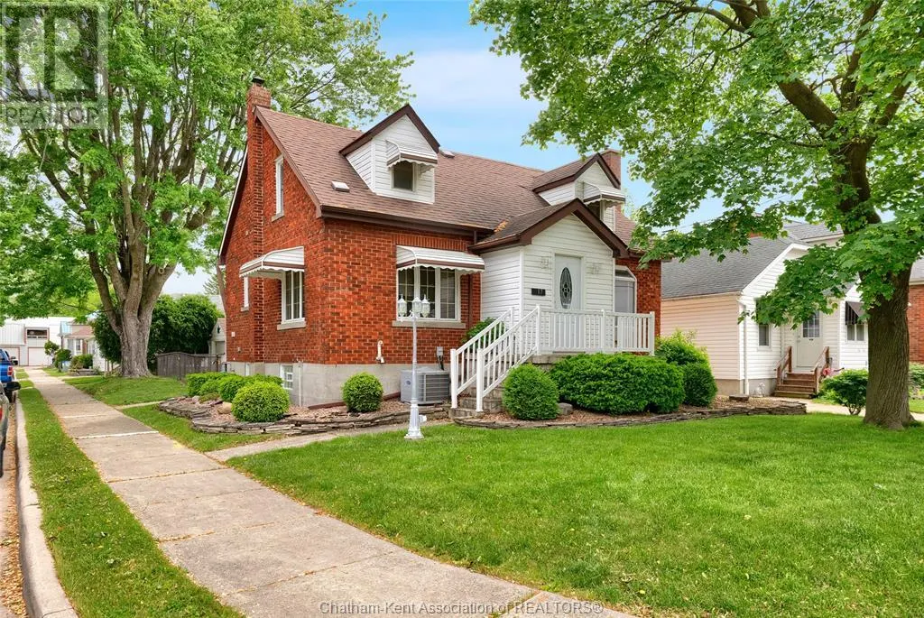 117 Robertson AVENUE