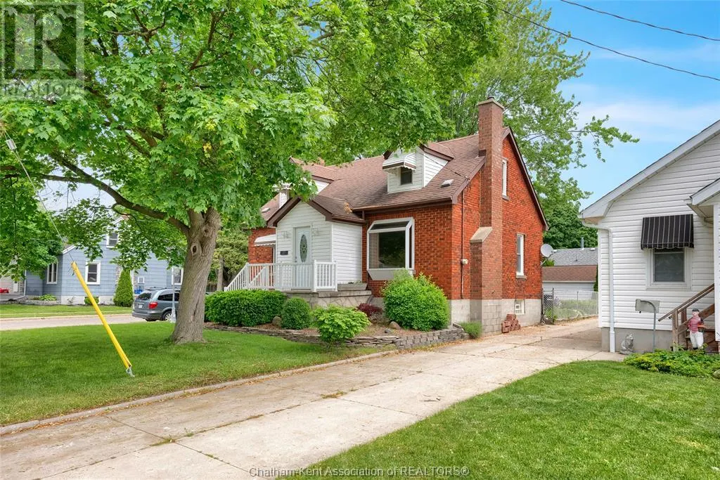 117 Robertson AVENUE