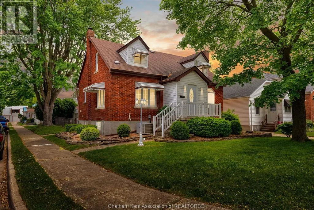 117 Robertson AVENUE