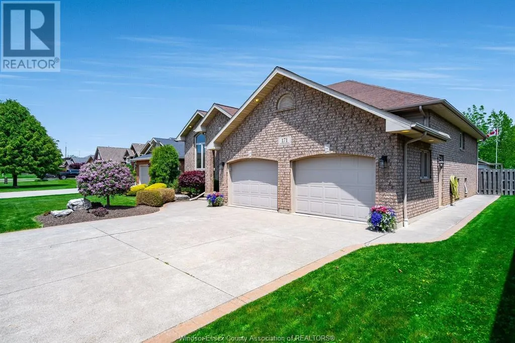 171 Sturgeon Meadows