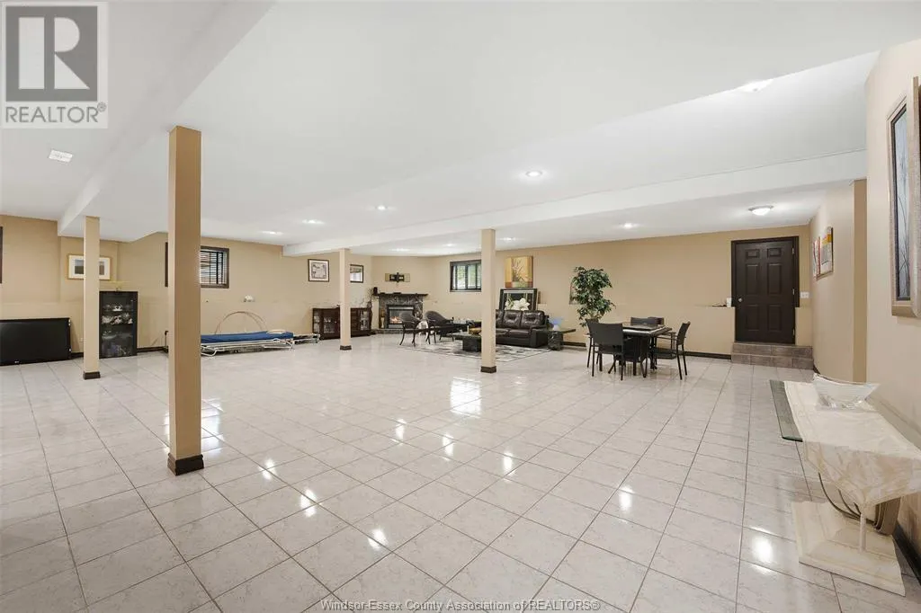 2070 FUNARO CRESCENT