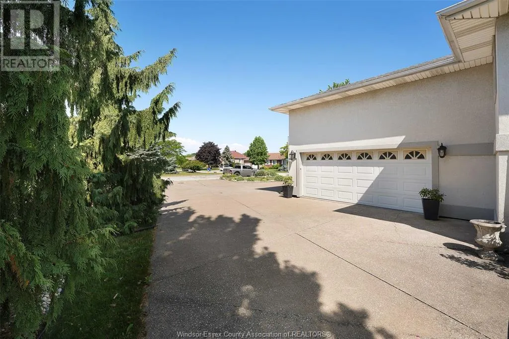 2070 FUNARO CRESCENT
