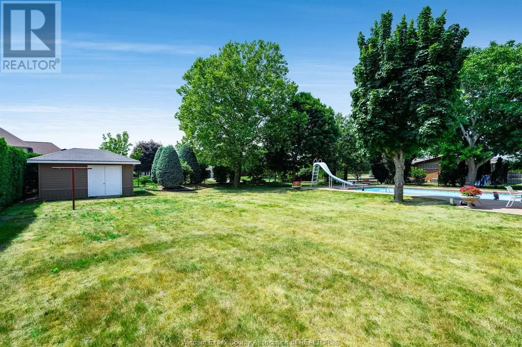 11 Kenneth Drive
