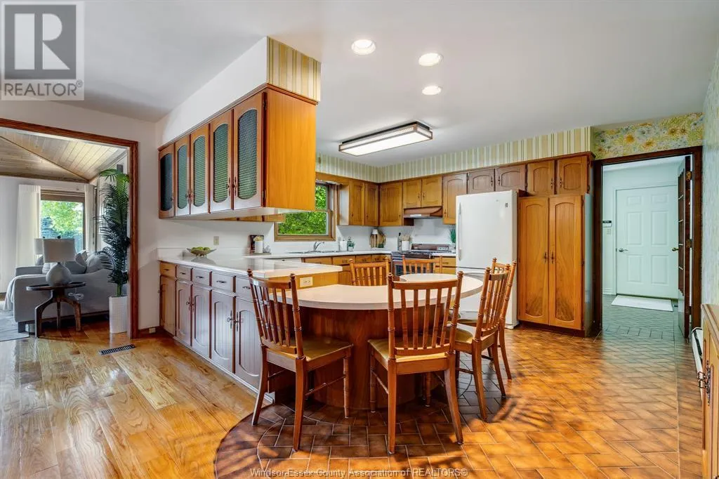 11 Kenneth Drive
