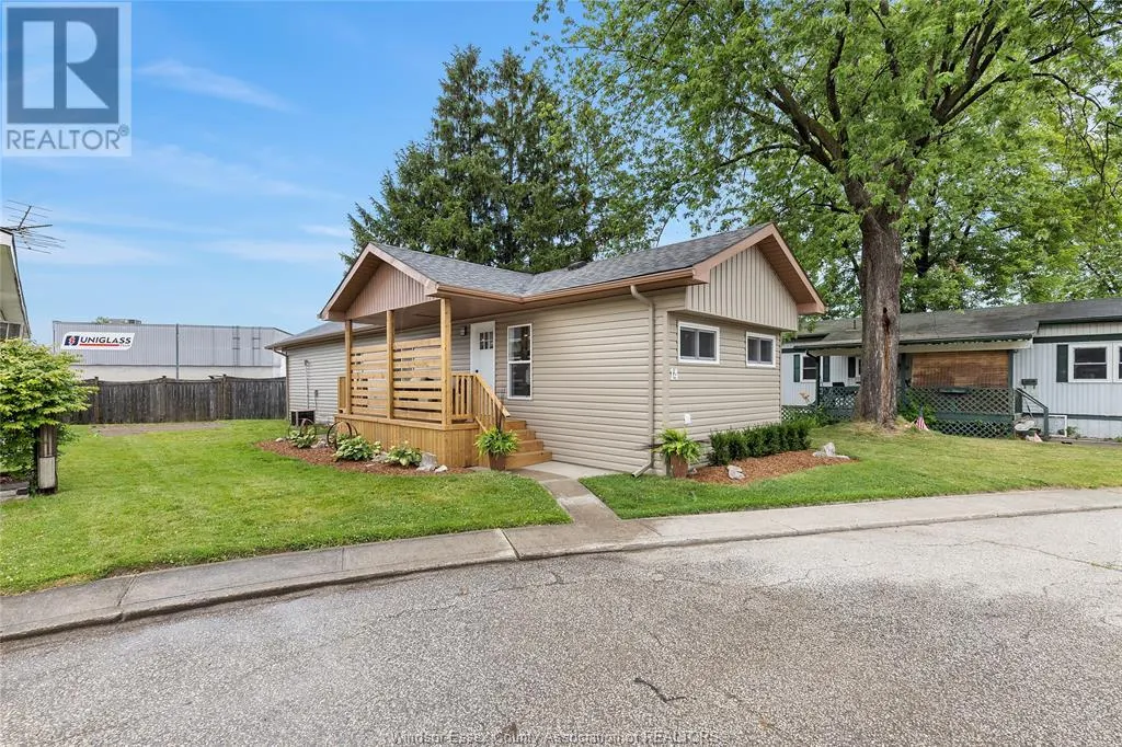 14 ROBIN CRESCENT