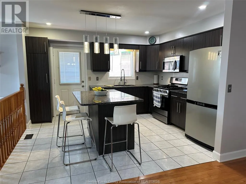 190 SUNNYSIDE